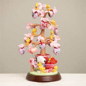 Danbury Mint Peanuts Snoopy Valentine Tree Collectible Whimsical Valentines Art